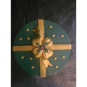 Dezine Ltd Hand Painted Round Christmas Trinket Box 1992 Vintage